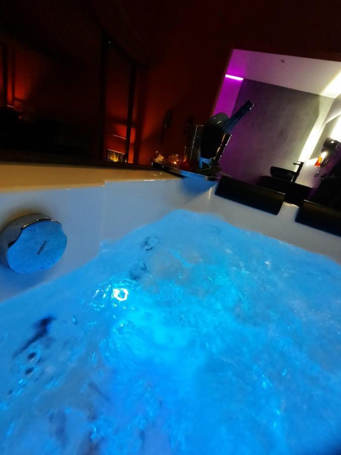 Hotel Nuits Blanches à Liège Extérieur photo